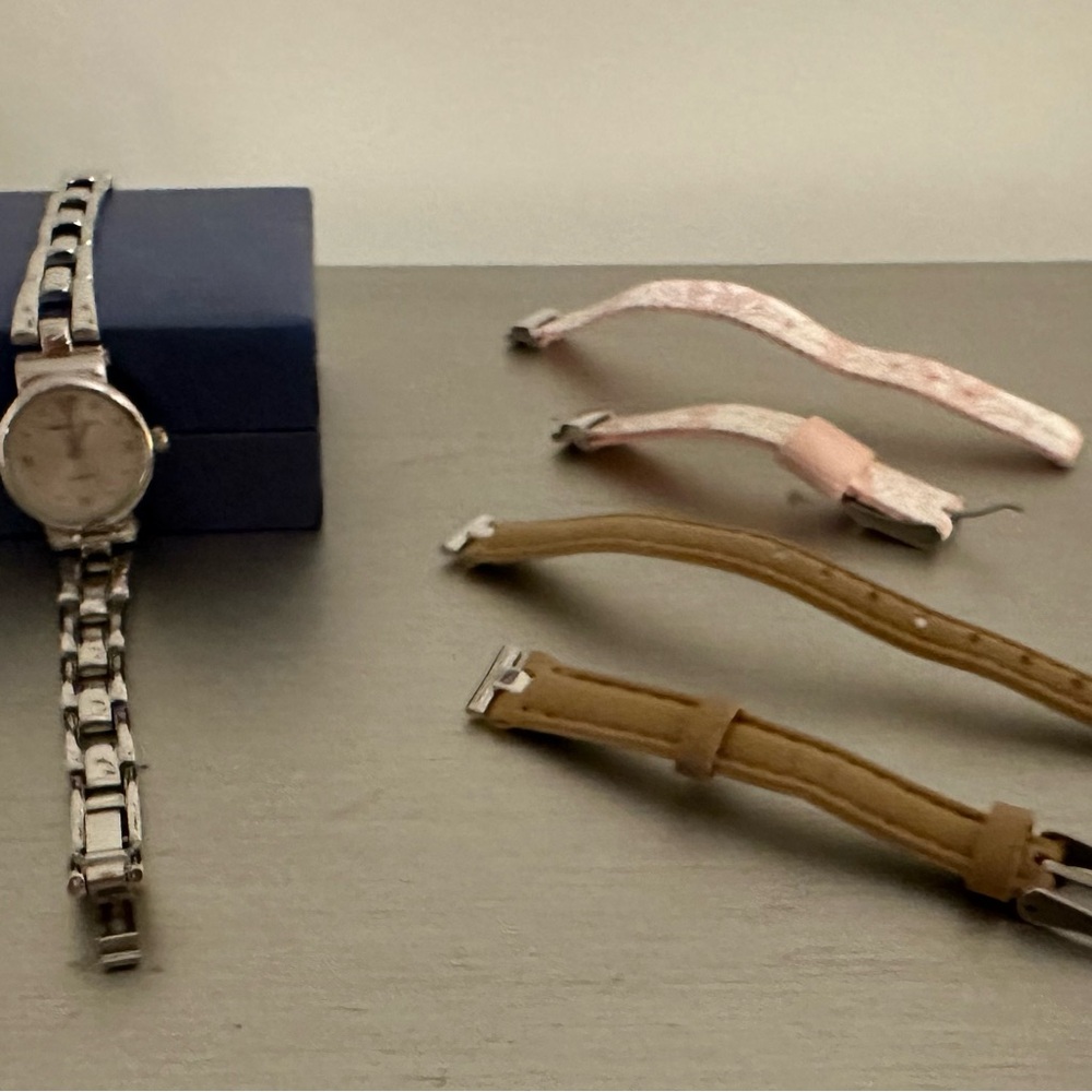 Silver Women's Watch with Interchangeable Straps